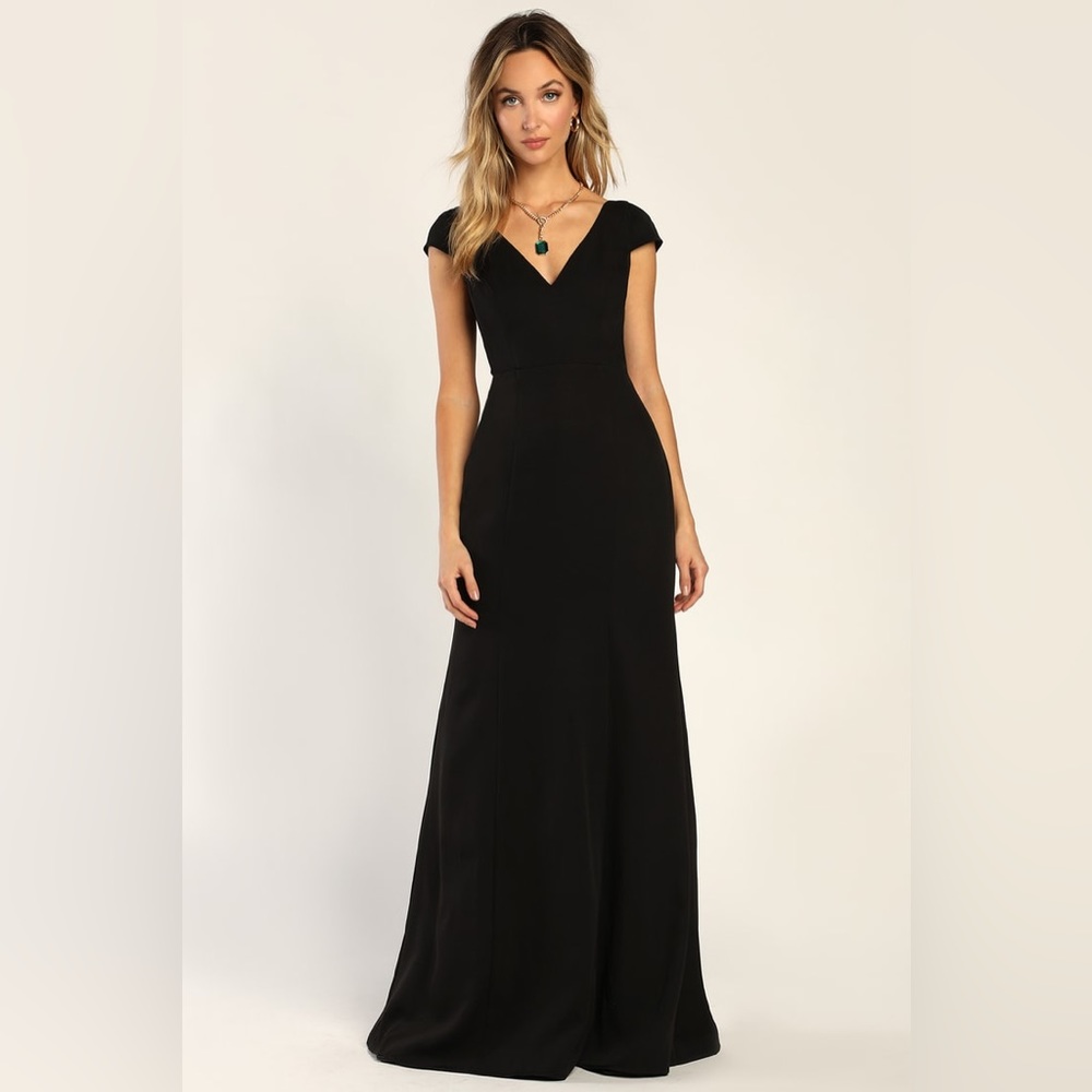 Lulu’s Love Will Follow Black Cap Sleeve Mermaid Maxi Dress